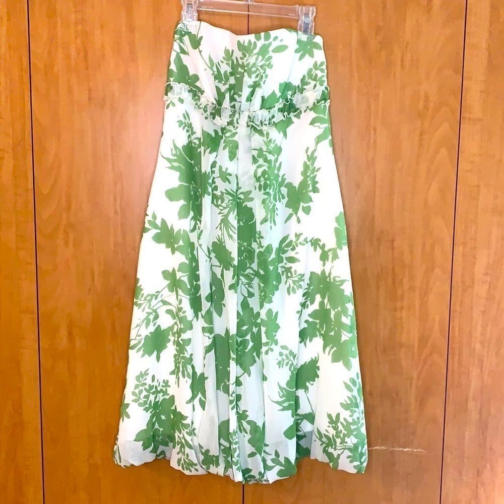 David’s Bridal Green white floral strapless dress